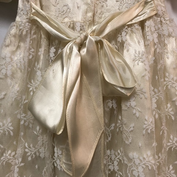 Vintage Jessica McClintock Gunne Sax girls lace over satin dress size 6. - Picture 6 of 12